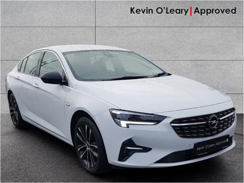 Opel Insignia 1.5 D SRi Hatchback Diesel White