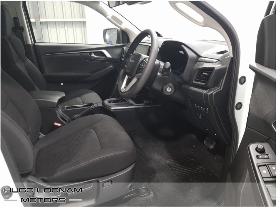 Isuzu D-Max 0.0 LS Doublecab Auto Pickup Diesel White