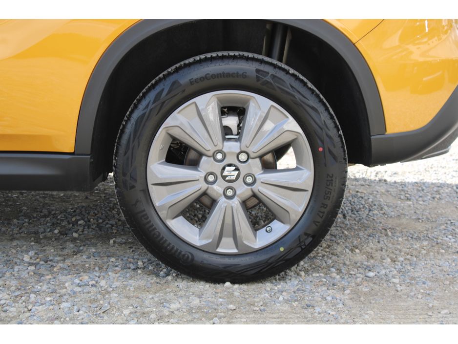 Suzuki Vitara 0.0 1.4 B/JET HYBRID MOTION DEMO SUV Hybrid Yellow