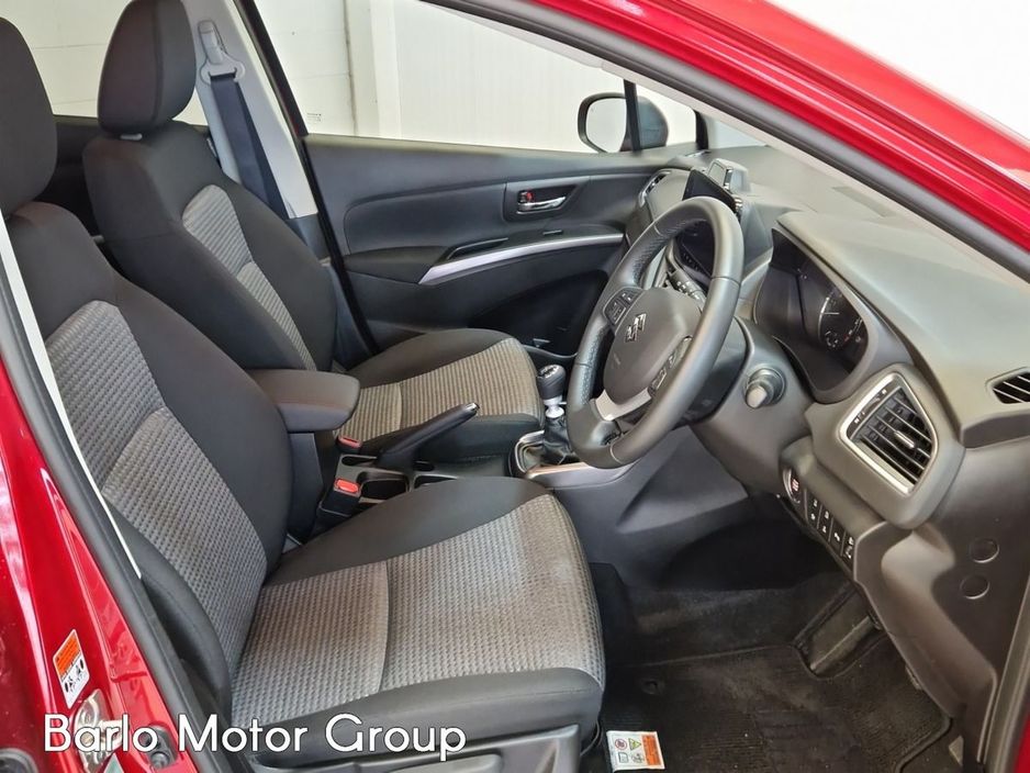 Suzuki S-Cross 0.0 S-Cross 1.4 Mild Hybrid Motion MT Hatchback Hybrid Red