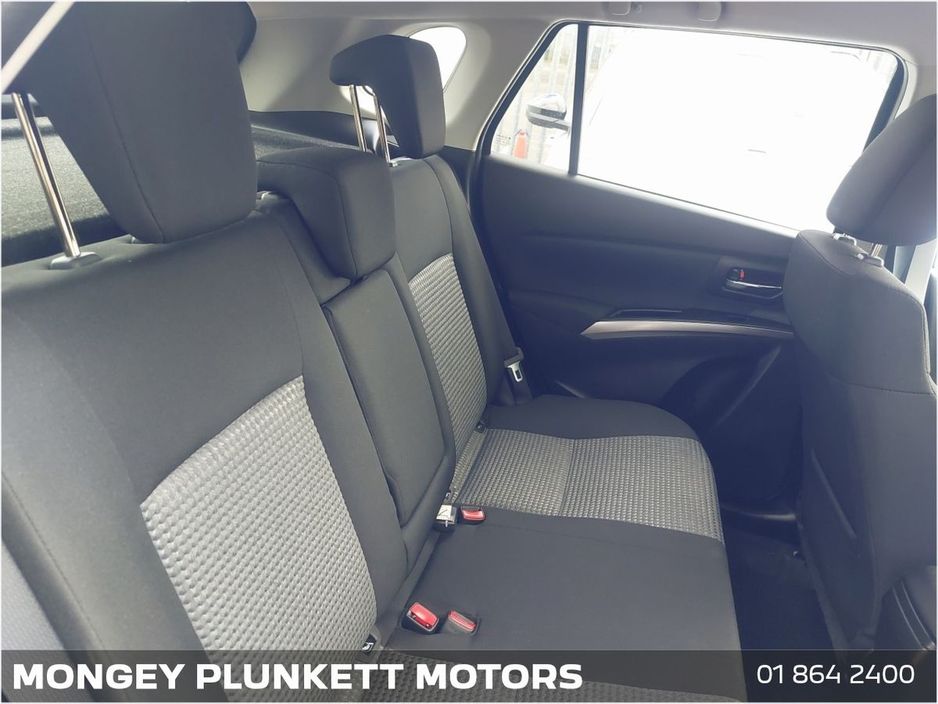 Suzuki S-Cross 0.0 MOTION AUTO 1.5 Full Hybrid SUV Petrol Grey