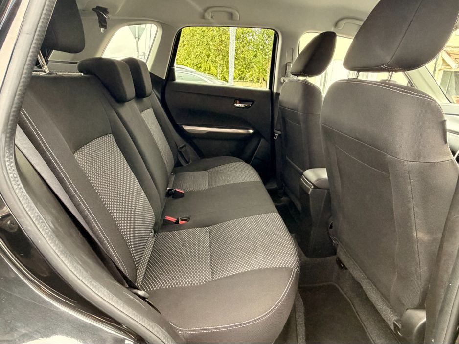 Suzuki Vitara 0.0 SZT HYBRID  1.4 BOOSTERJET ,UP TO 5 YEARS WARRANTY , REVERSING CAMERA , TOUCH SCREEN SUV Hybrid Black