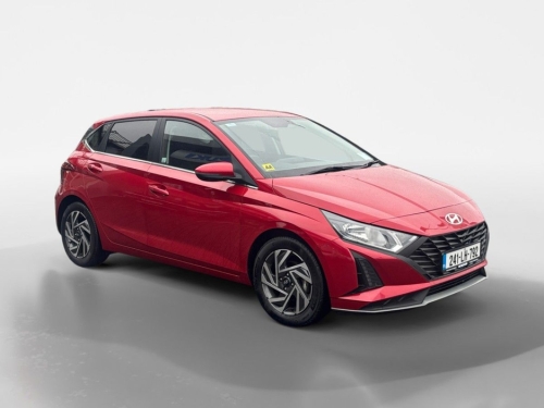 Hyundai i20 0.0 i20 Deluxe Plus Hatchback Petrol Red