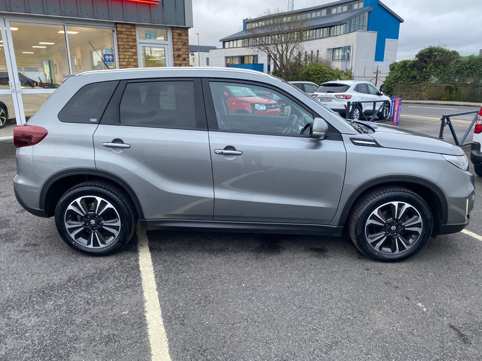 Suzuki Vitara 0.0 1.4 Hybrid SZ5 MT SUV Petrol Grey