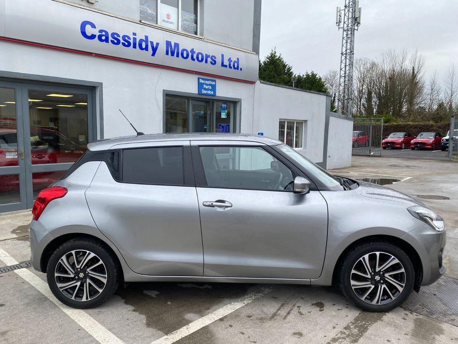 Suzuki Swift 0.0 1.2 Hybrid SZ5 MT Hatchback Petrol Grey
